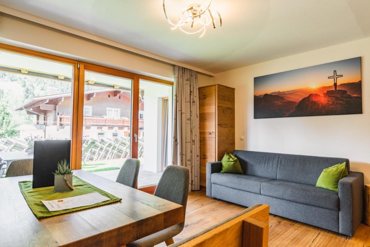 Haus Sabrina - Ferienwohnungen Saalbach-Hinterglemm Luaran gambar